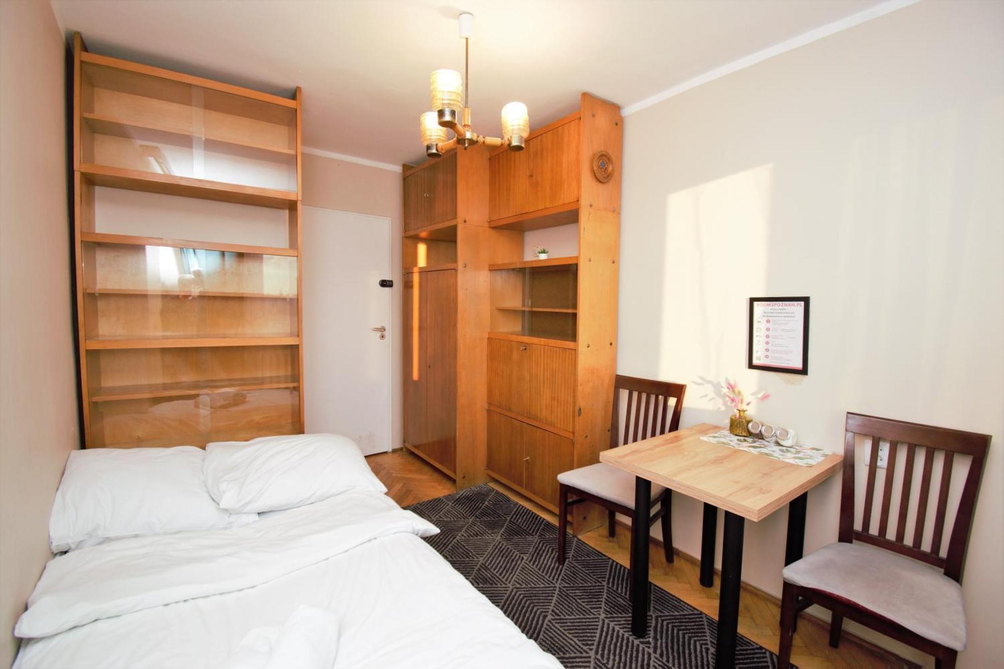 Roomspoznan Pl - Powstancow Wielkopolskich 23 - 24H Self Check-In Extérieur photo